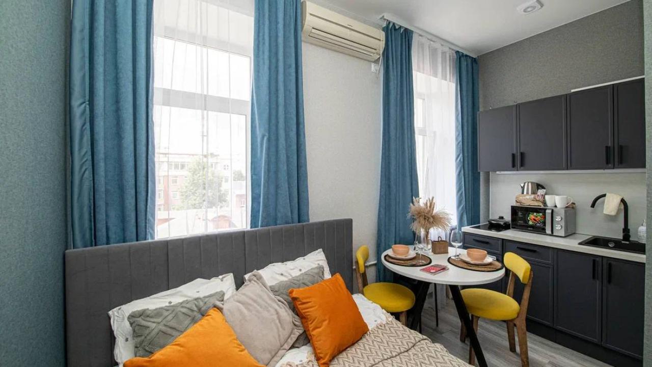 Real photos of Studio on Bolshaya Pokrovskaya street in the city center