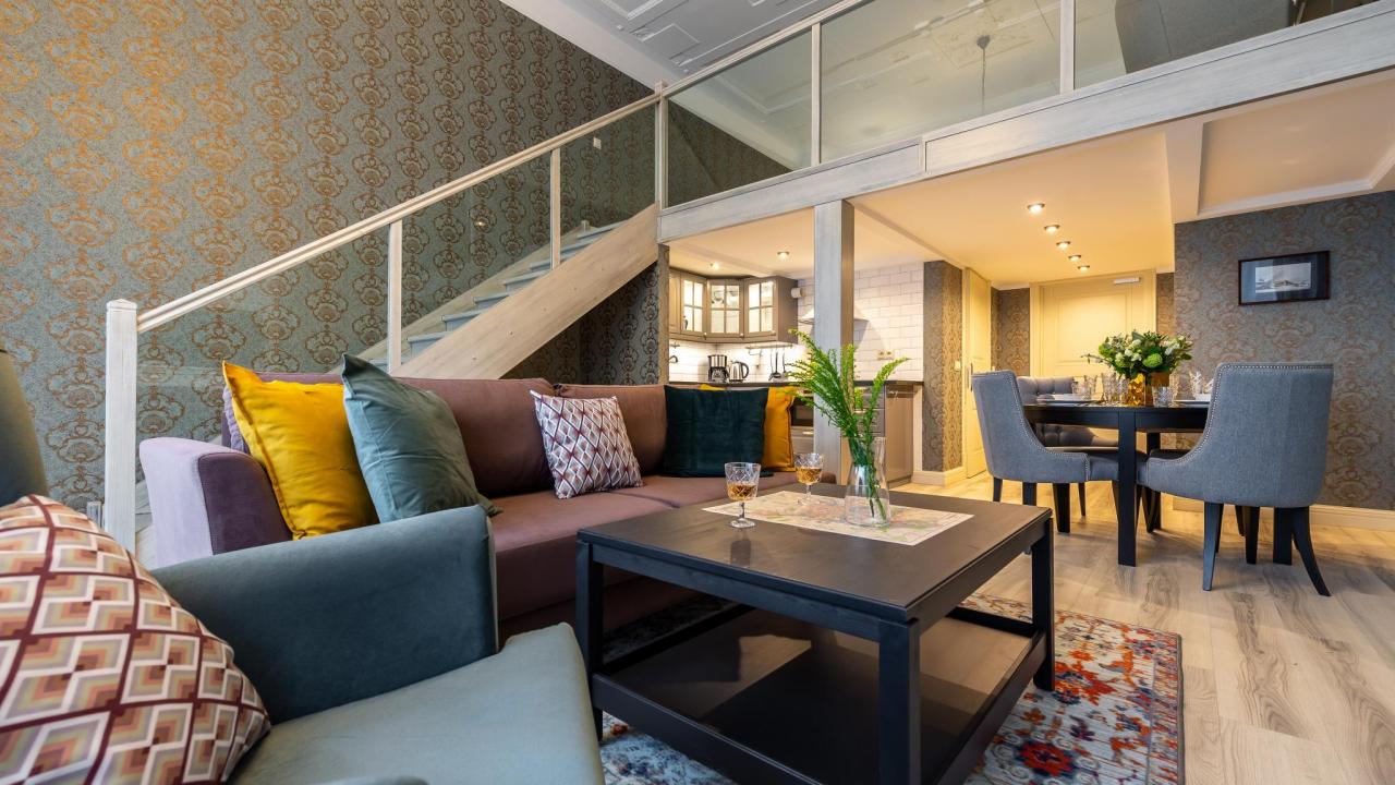 Реальные фото D Apartments (Д Апартменс) на улице Чайковского