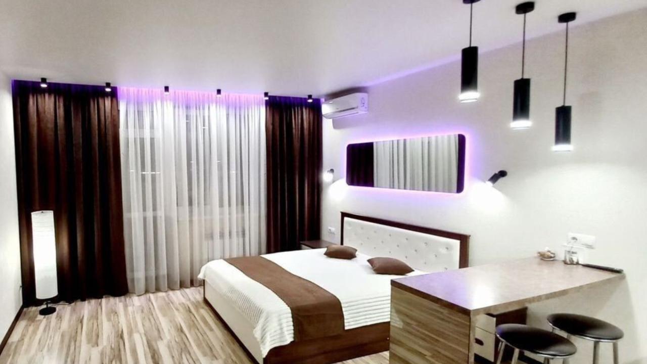 Реальные фото Apartments on 42 Lezhnevskaya Street