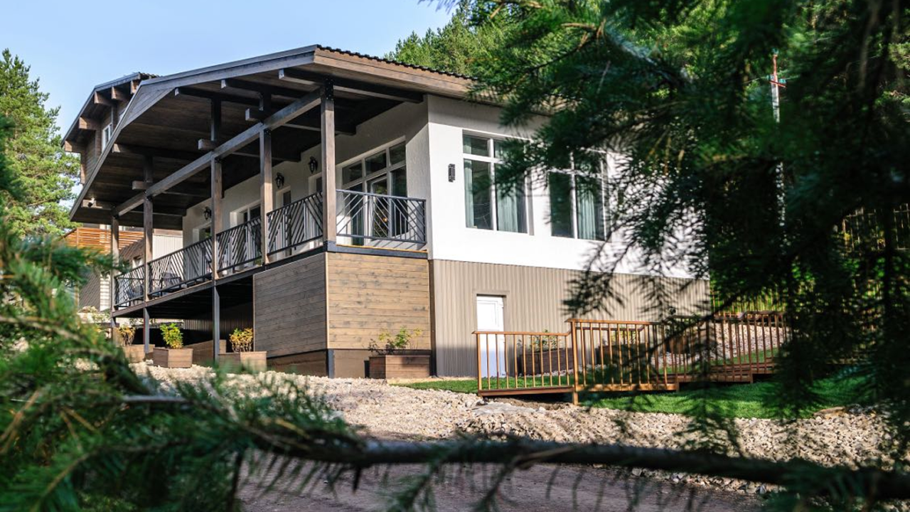 Real photos of Shaleiri Apart-park