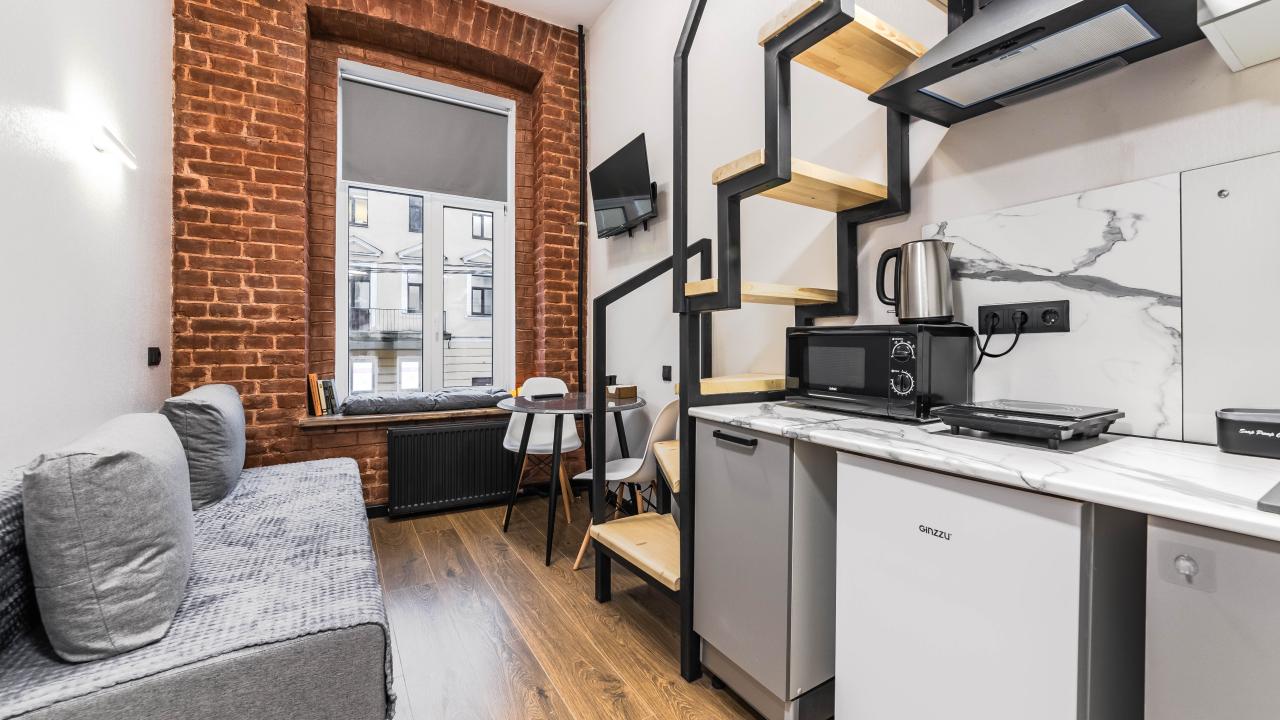 Real photos of Cozy two-tier studio near the Moscow railway station