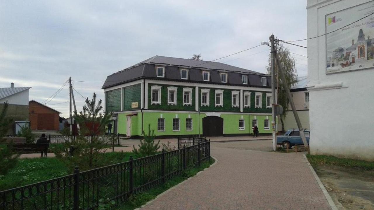 Real photos of Postoyalyi dvor