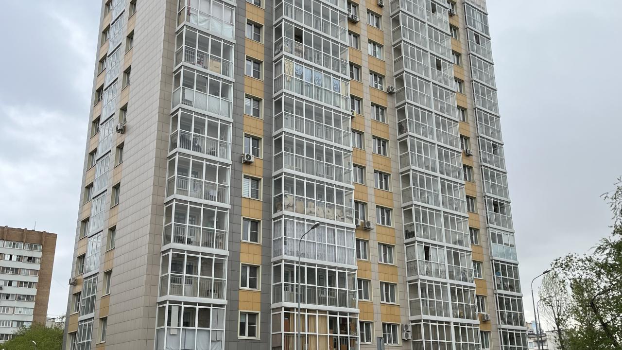 Real photos of Apartments on 3 Sudostroitelnaya Street