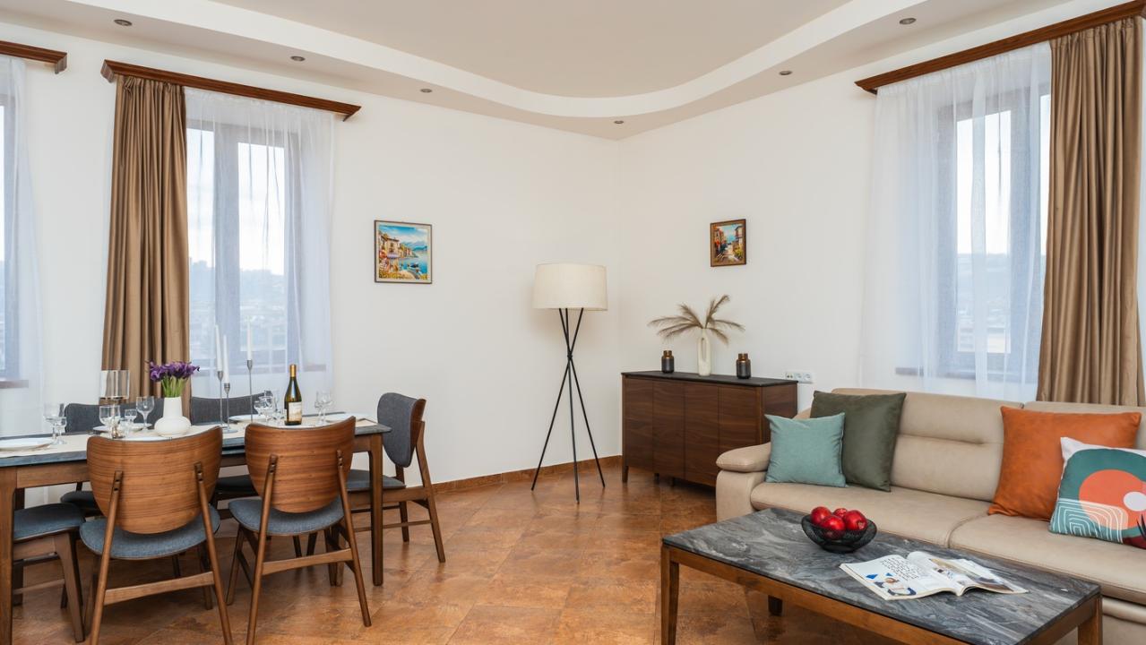 Реальные фото Stay Inn (Стей Инн) на улице Амиряна 4/6