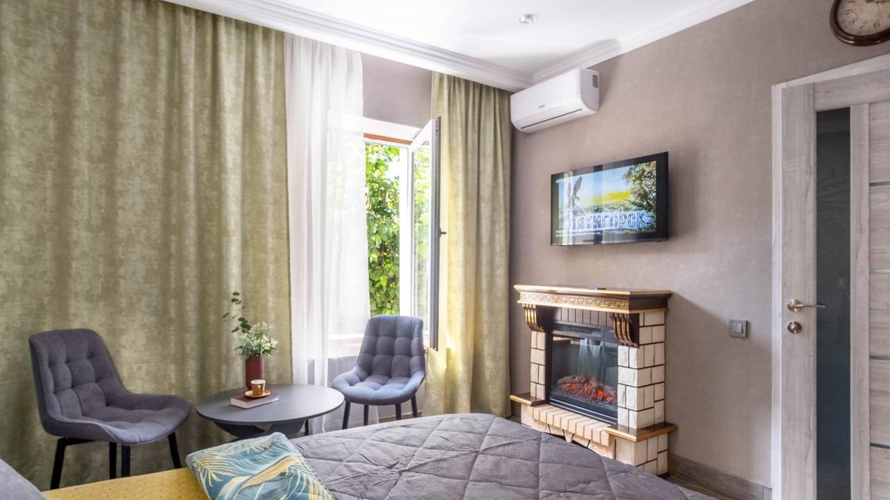 Real photos of Apartment on Karl Marx street 11
