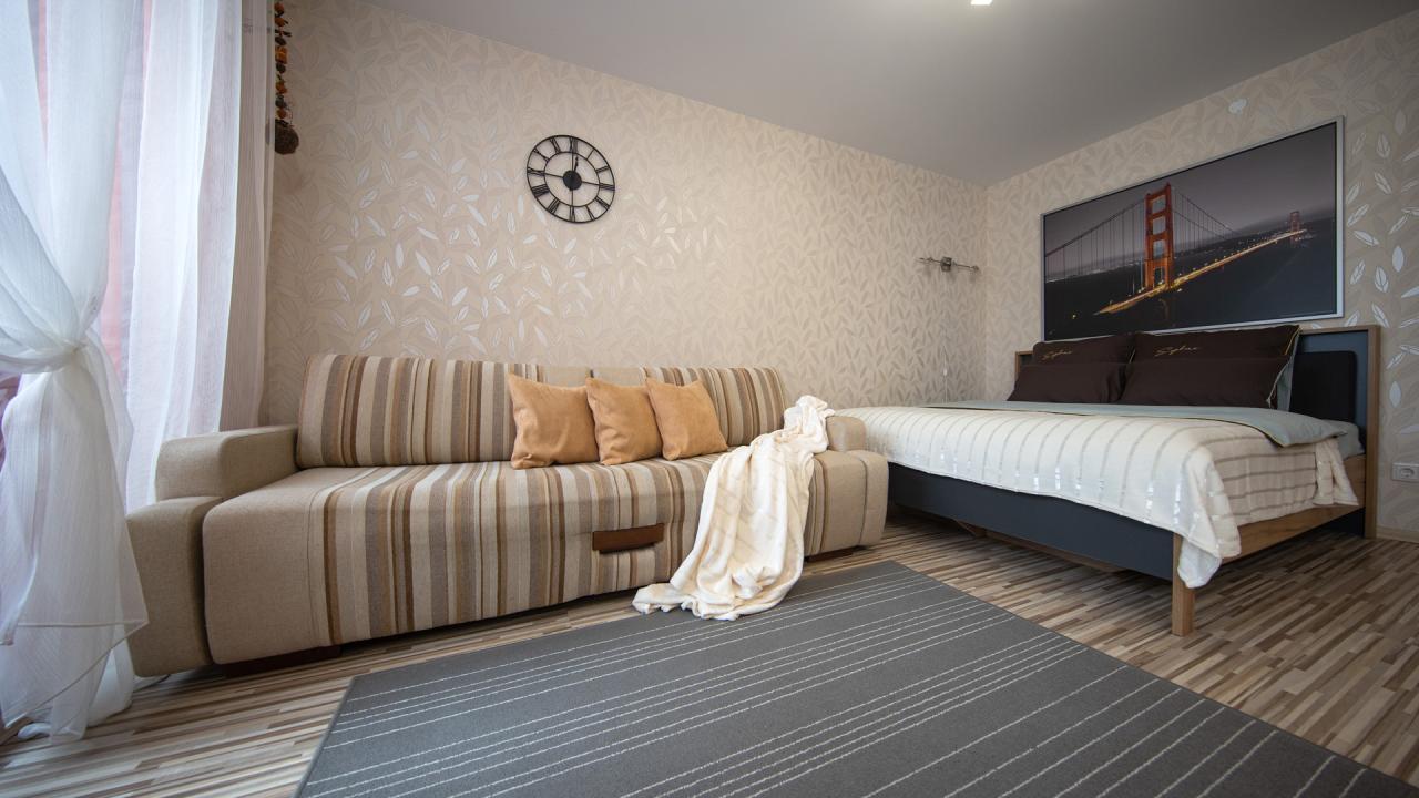 Real photos of PtzHome on Oktyabrsky Avenue 59A