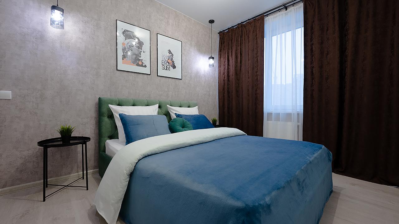 Real photos of Five stars on the Key Village Street