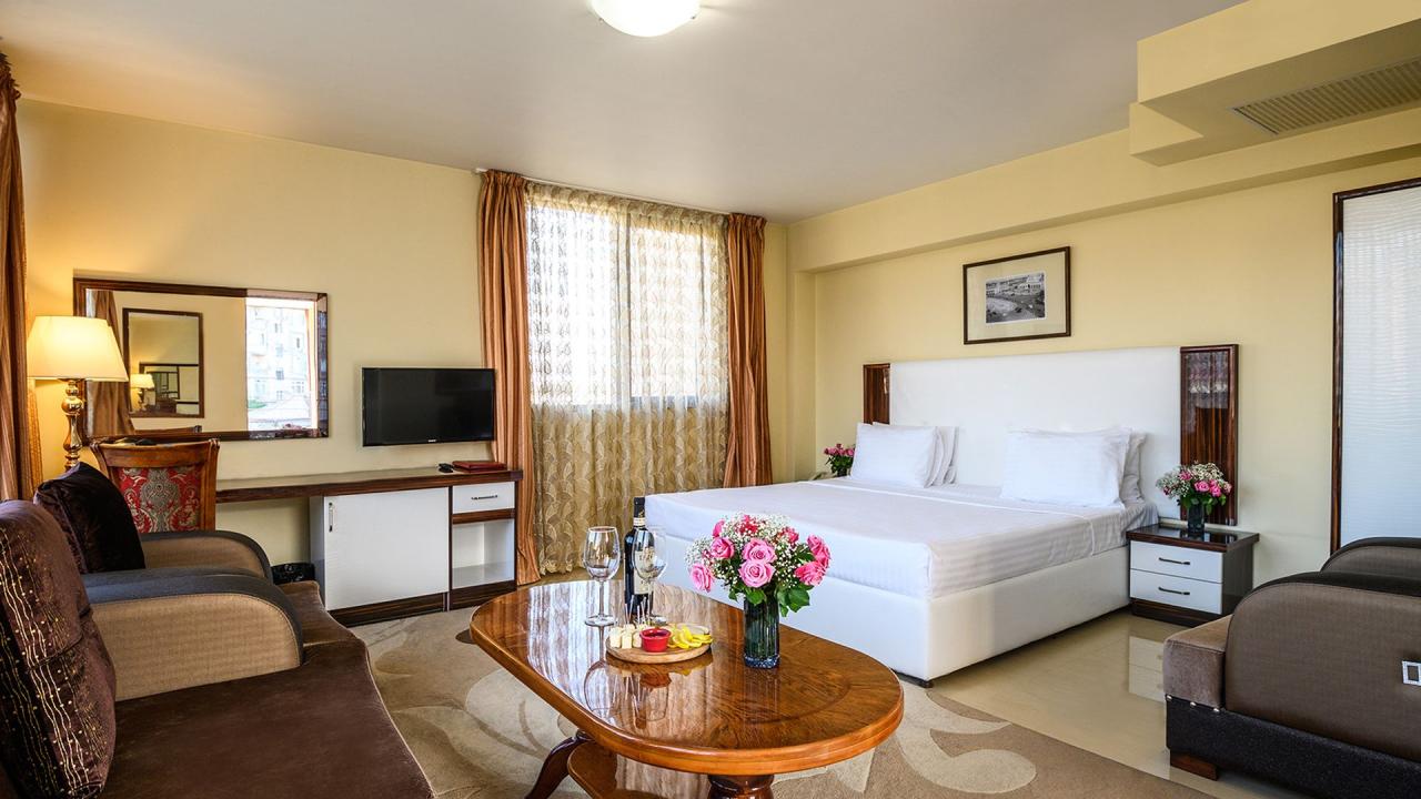 Реальные фото Royal Plaza by Stellar Hotels (Роял Плаза бай Стеллар Хотелс)