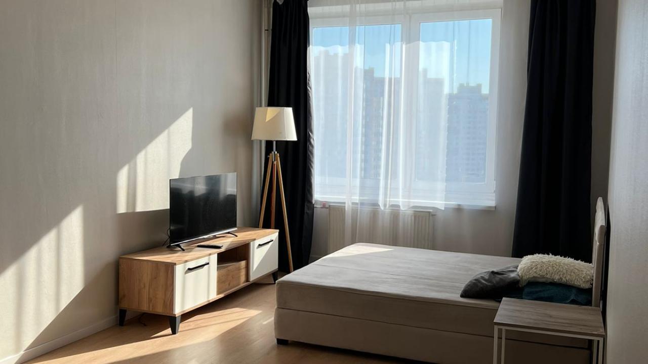 Real photos of Apartments at M. Ladozhskaya and M. Bolshevikov