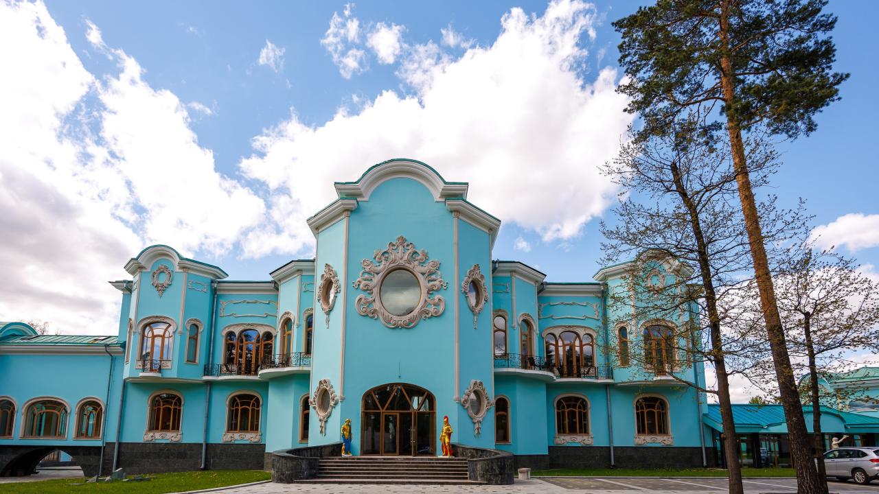 Real photos of Malakhovka Palace