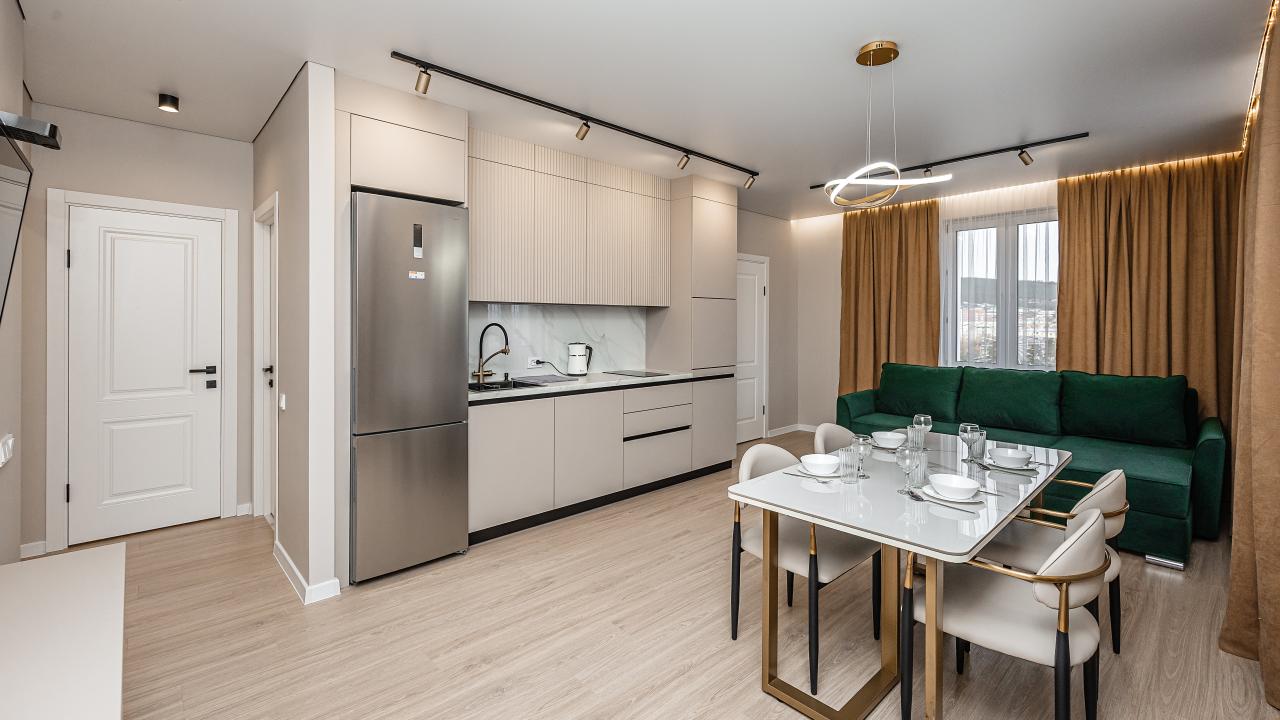 Real photos of Apartments on Prospekt 50 let Oktyabrya 2/1