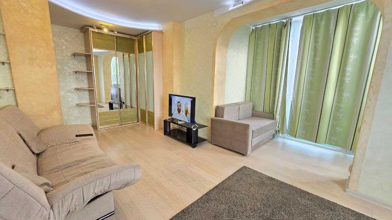 Real photos of Apartments NN on Lenin Avenue 57A