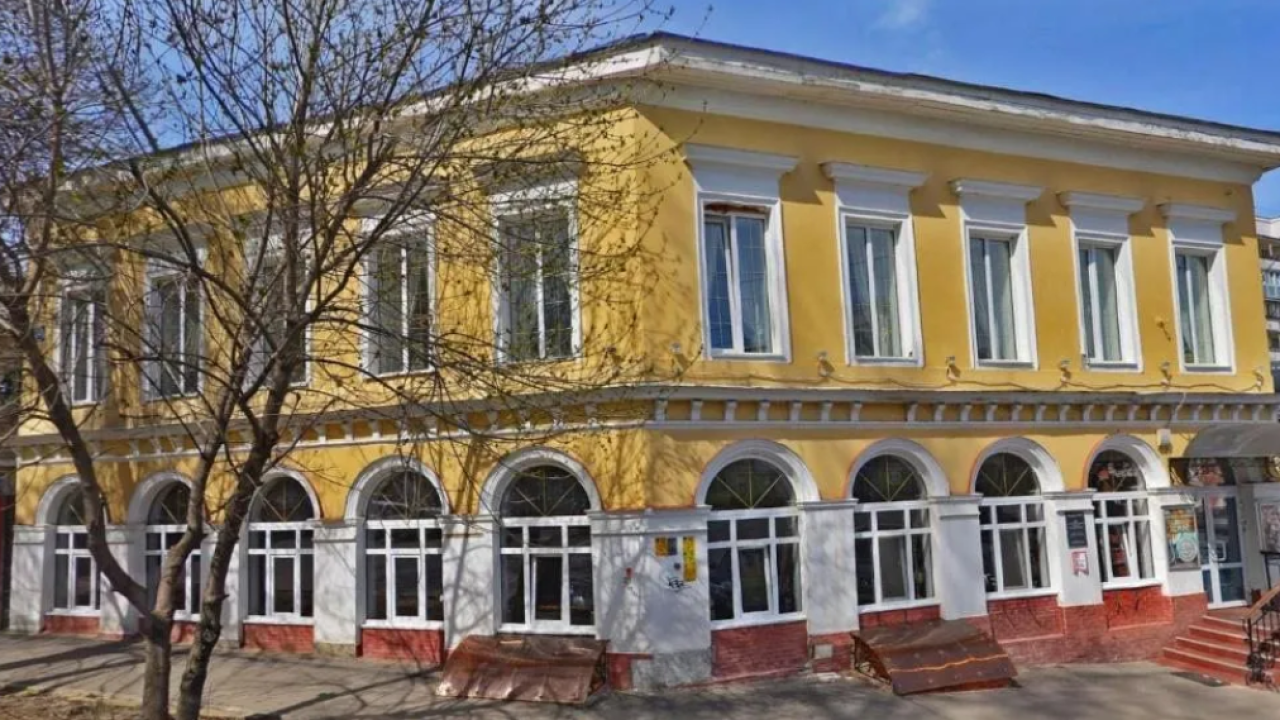Real photos of On Sergievskaya 13