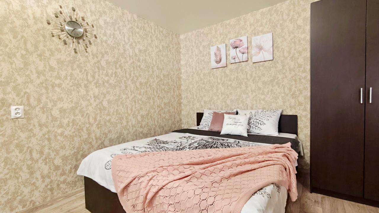 Real photos of Apartments on Rossiyskaya street 28