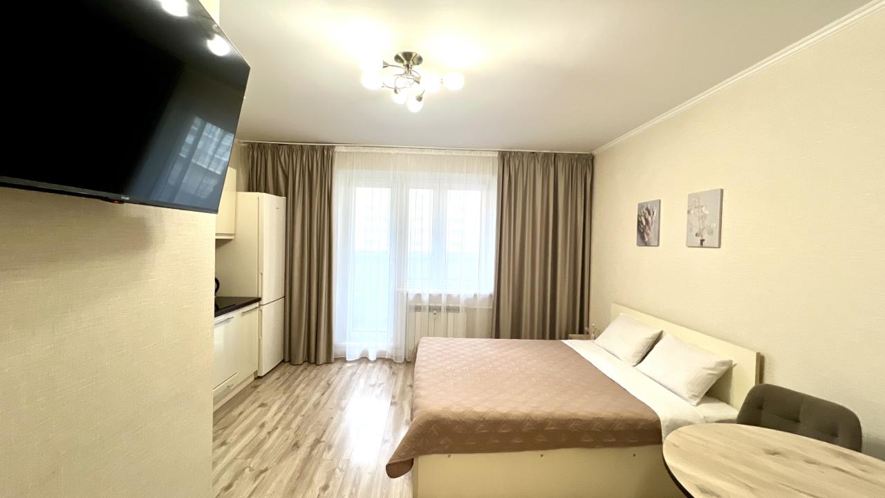 Real photos of Apartments in Akadem Riverside residential complex on 117 Brothers Kashirin Street