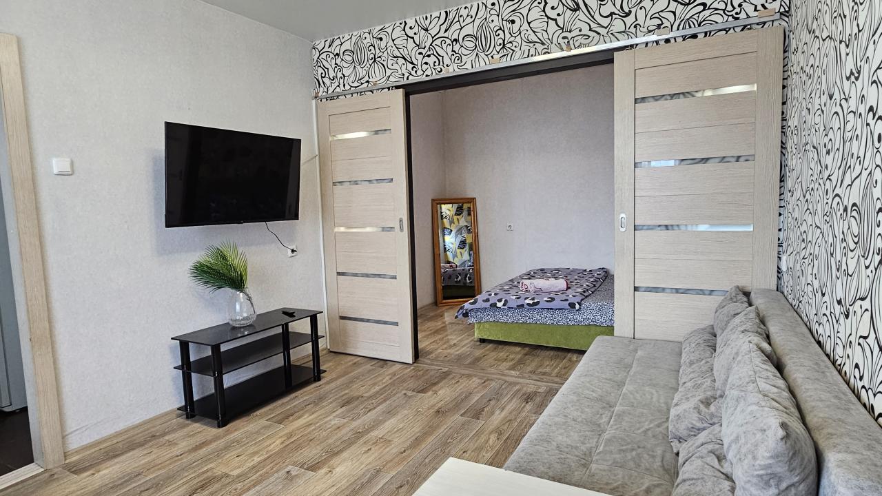 Real photos of Apartments on Serebryany Bor street 25