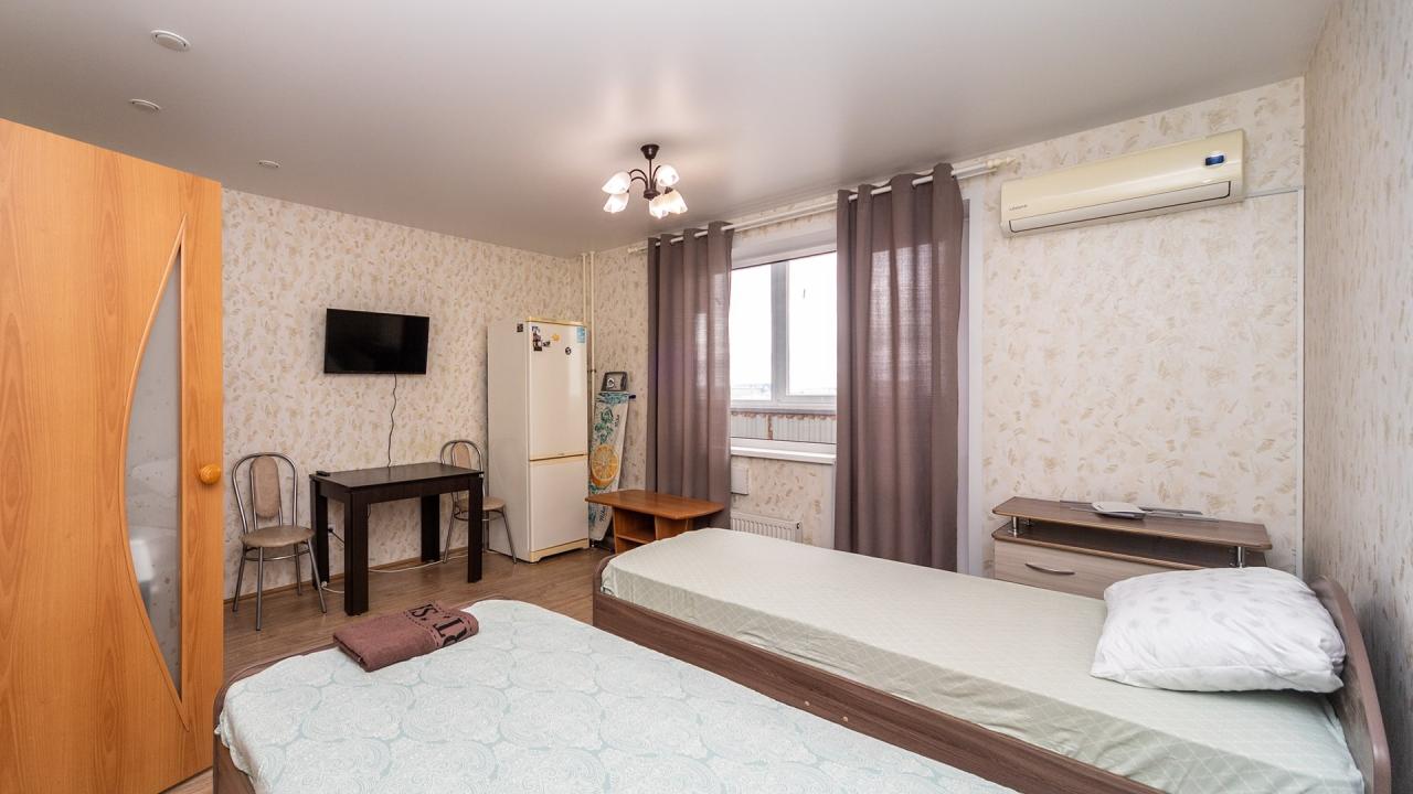 Real photos of K & K Apartments at 34 Spring Street in Frolakh
