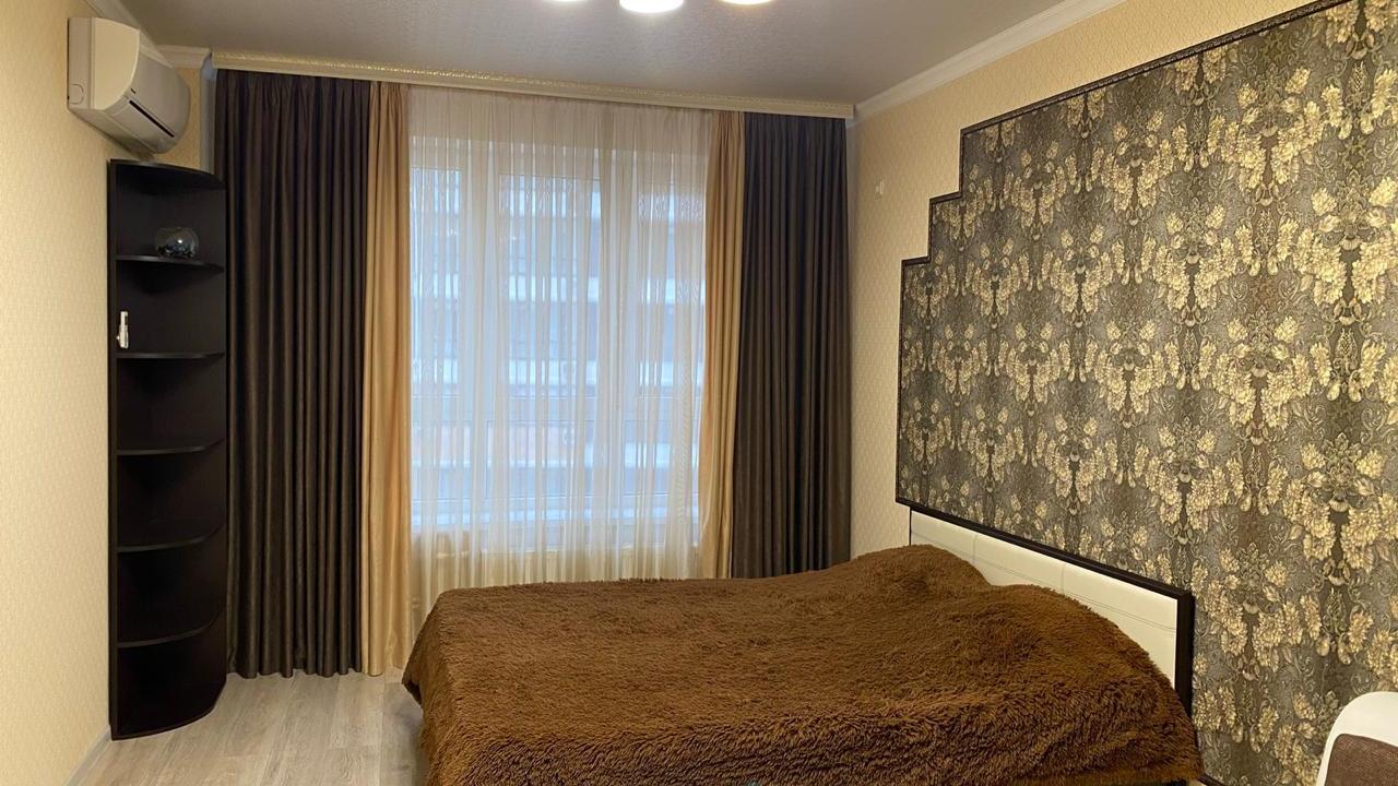 Реальные фото ApartKRD на улице Леонида Лаврова 8 корпус 1