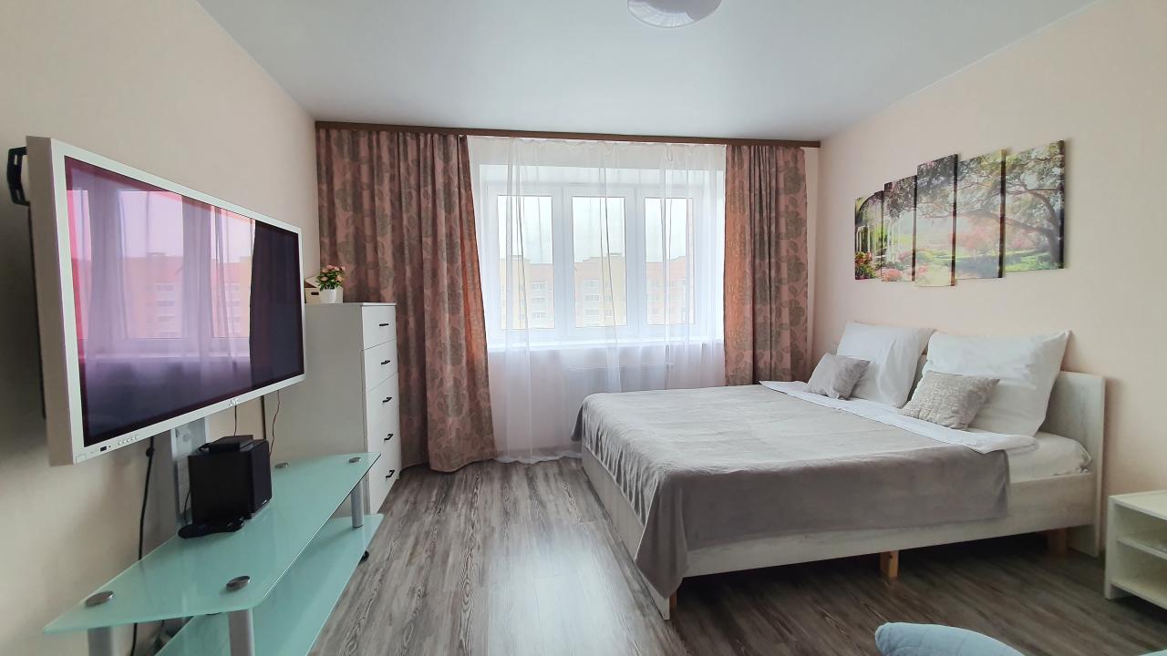 Real photos of Live comfortably on Montclair Street 5