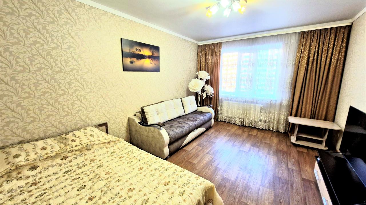Реальные фото Квартира на улице Восточно-Кругликовская 18