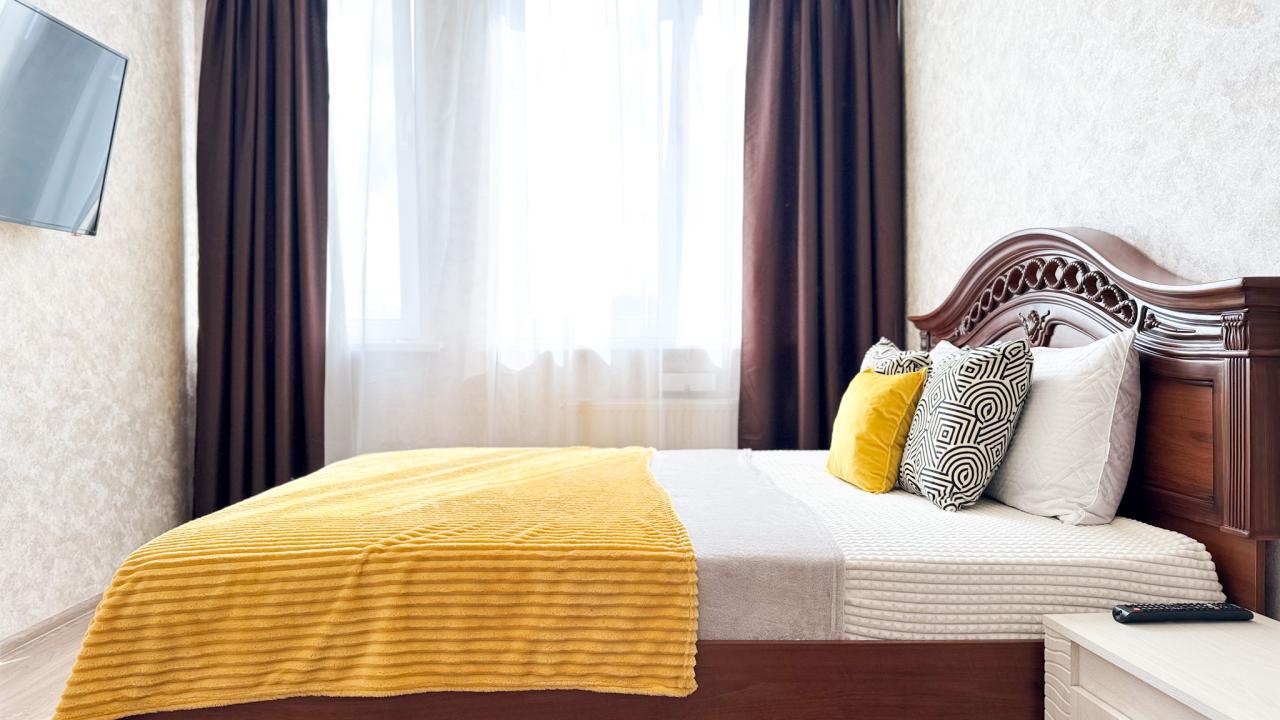 Real photos of Apartments on 75 Polevaya Street
