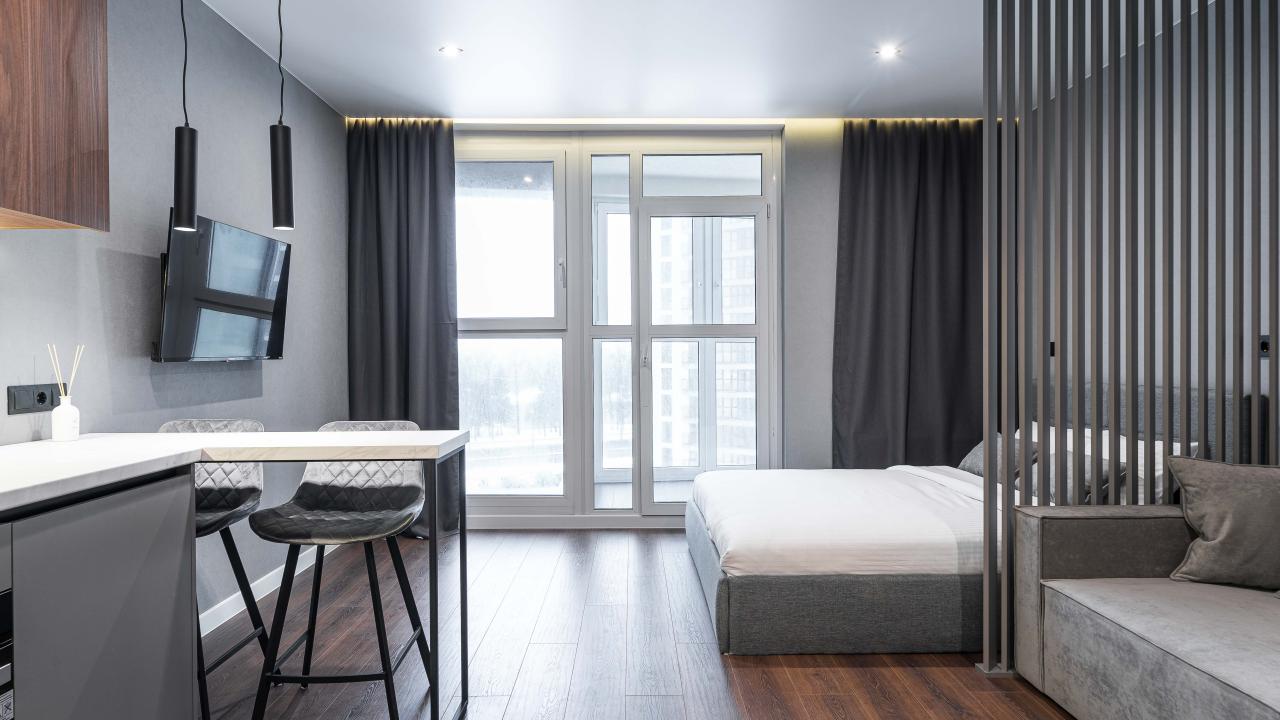 Real photos of Bulbash Apartments at 16 Belgradskaya Street