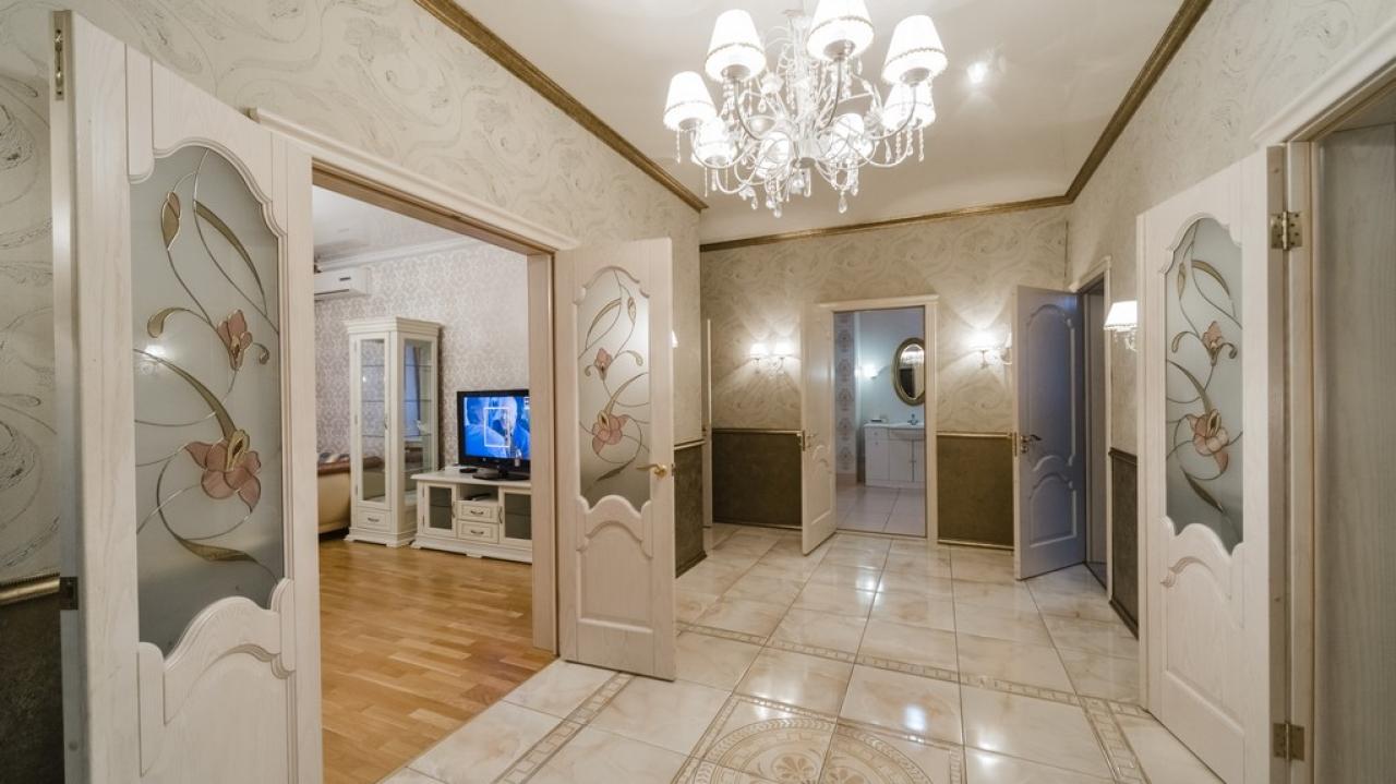 Real photos of Apartment from the Home Hotel company at 122 Komsomolskaya Street