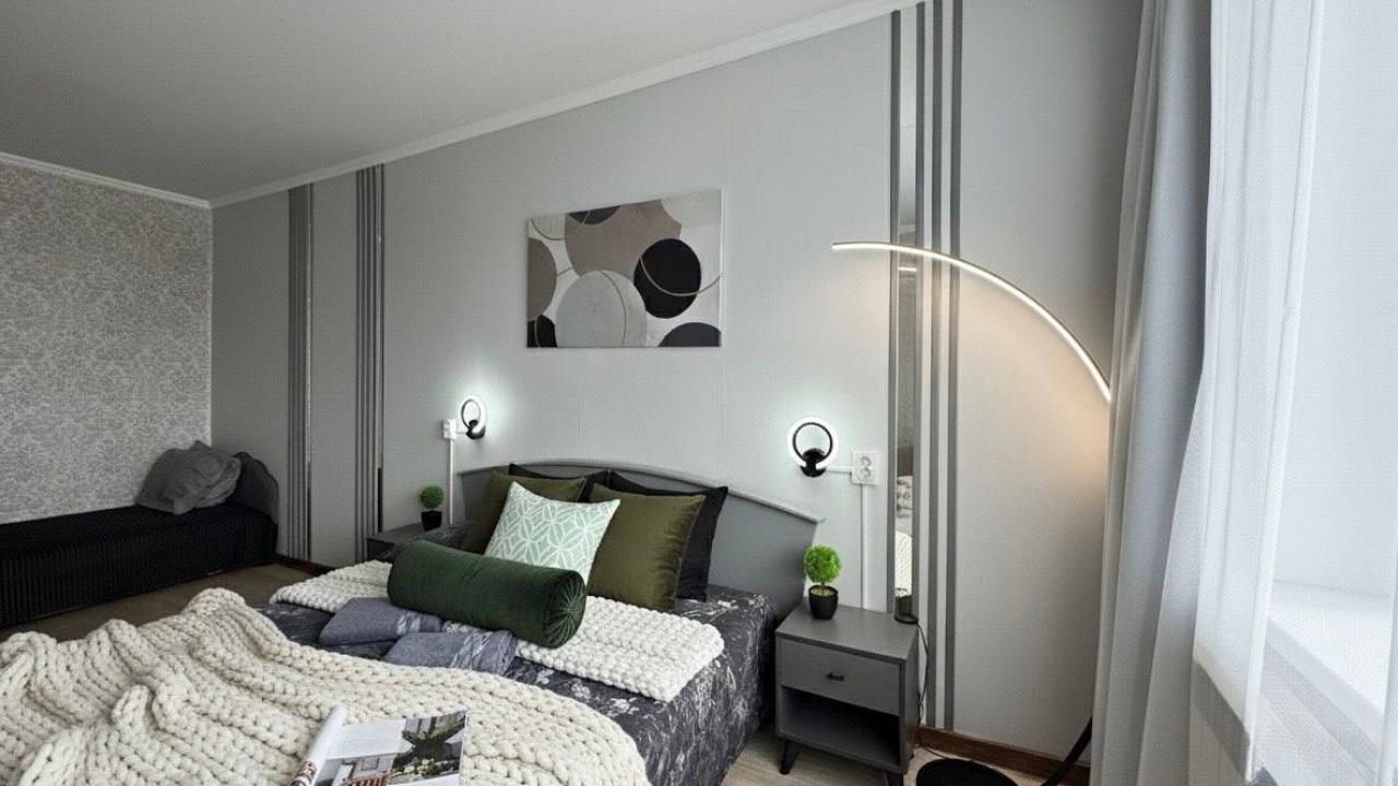 Real photos of Bragin HILL on 83 Mira Street