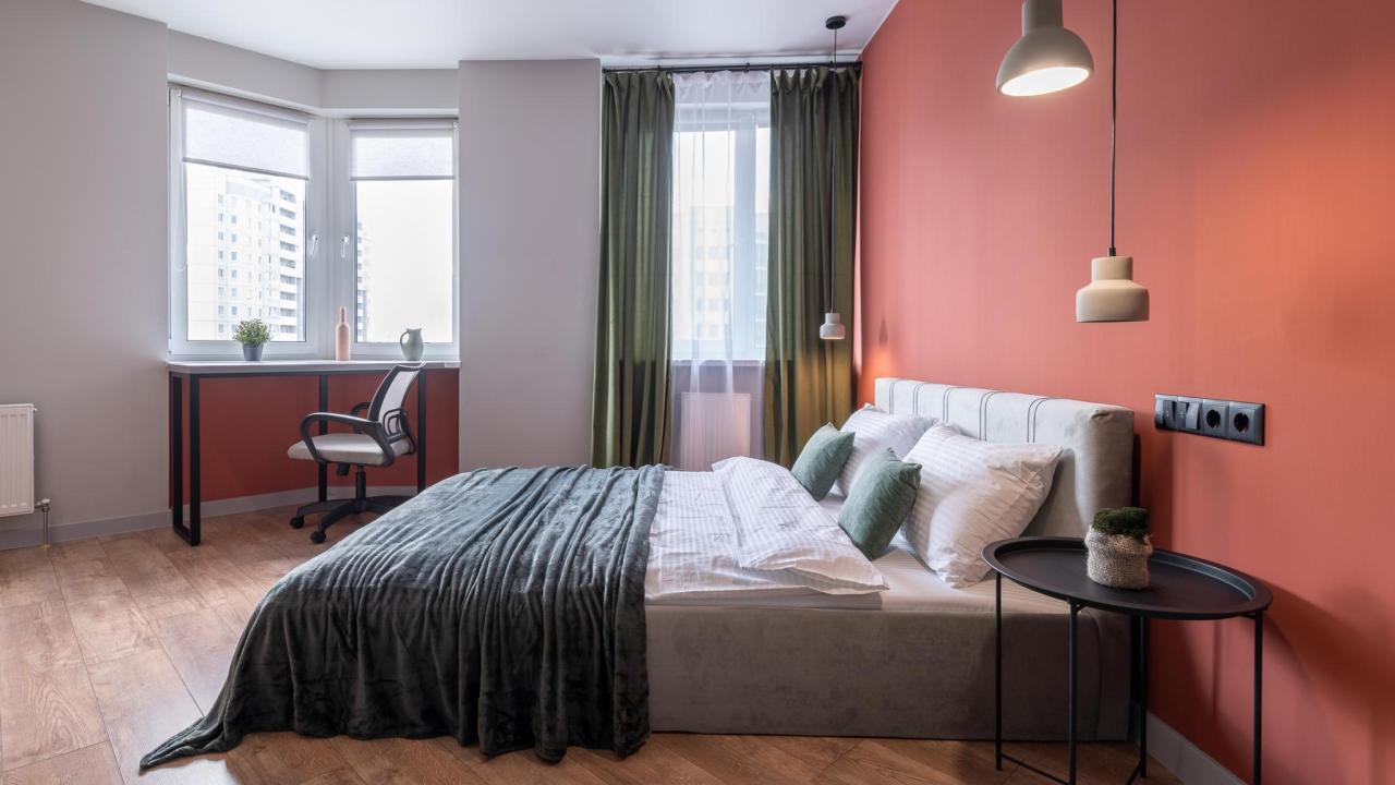 Real photos of Bulbash Apartments on Dzerzhinsky Avenue 19