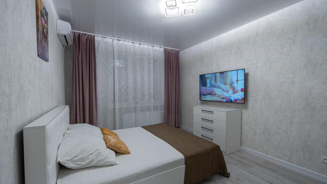 Real photos of Apartment on Sokolova 32 from the company Home Hotel Samara