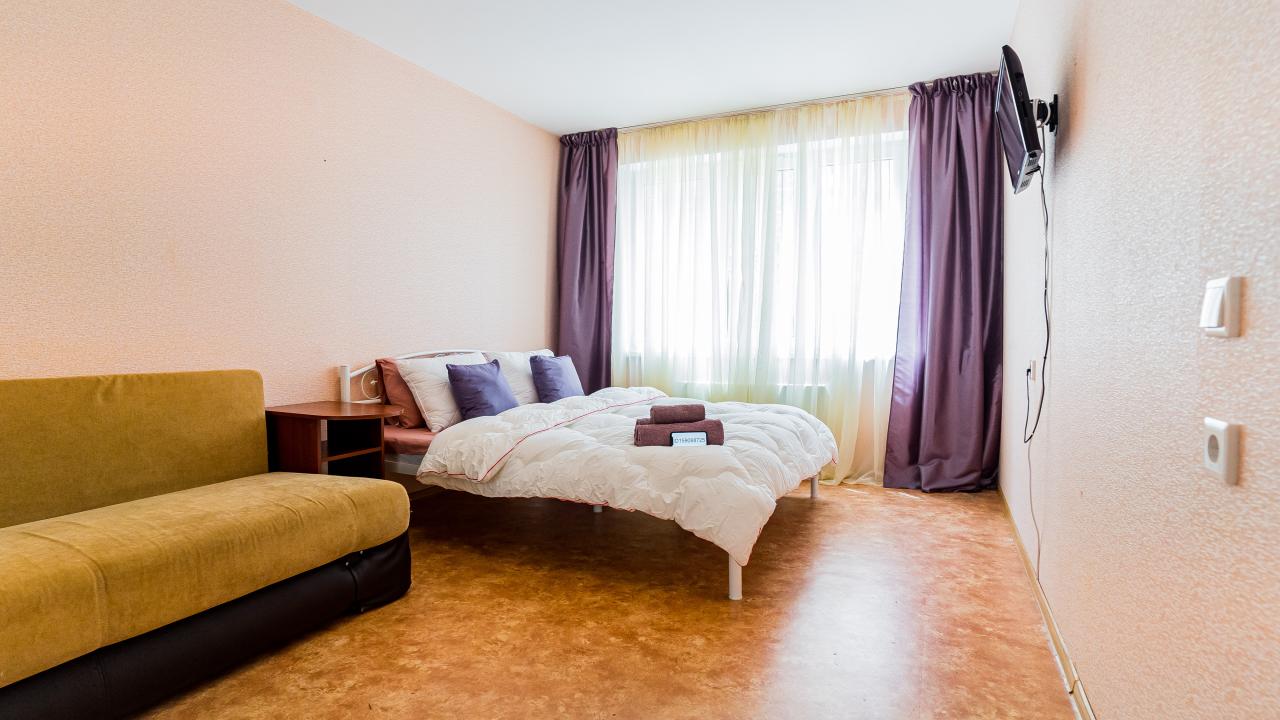 Real photos of LetoApart (LetoApart) on 77 Suvorovskaya Street