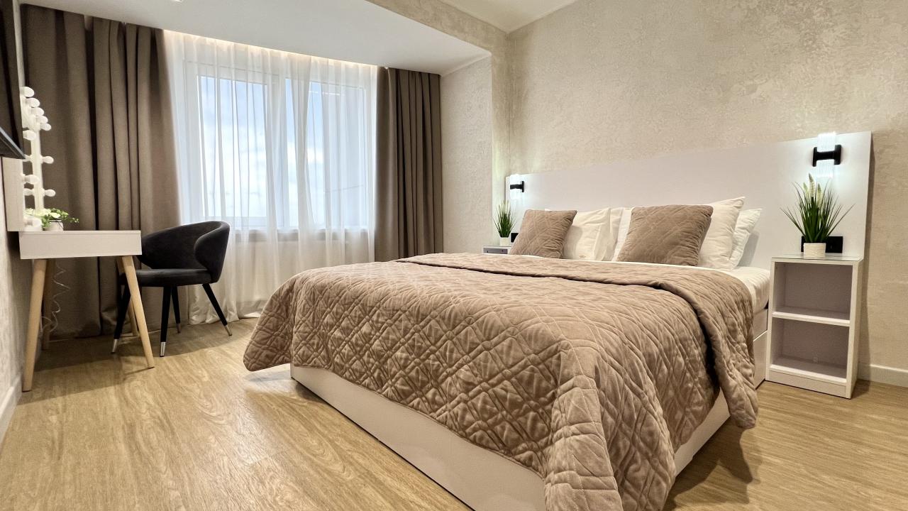 Real photos of Grand Apartment on Uralskaya Street