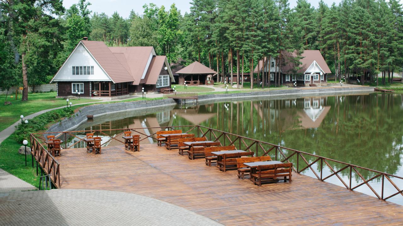 Real photos of Noble manor