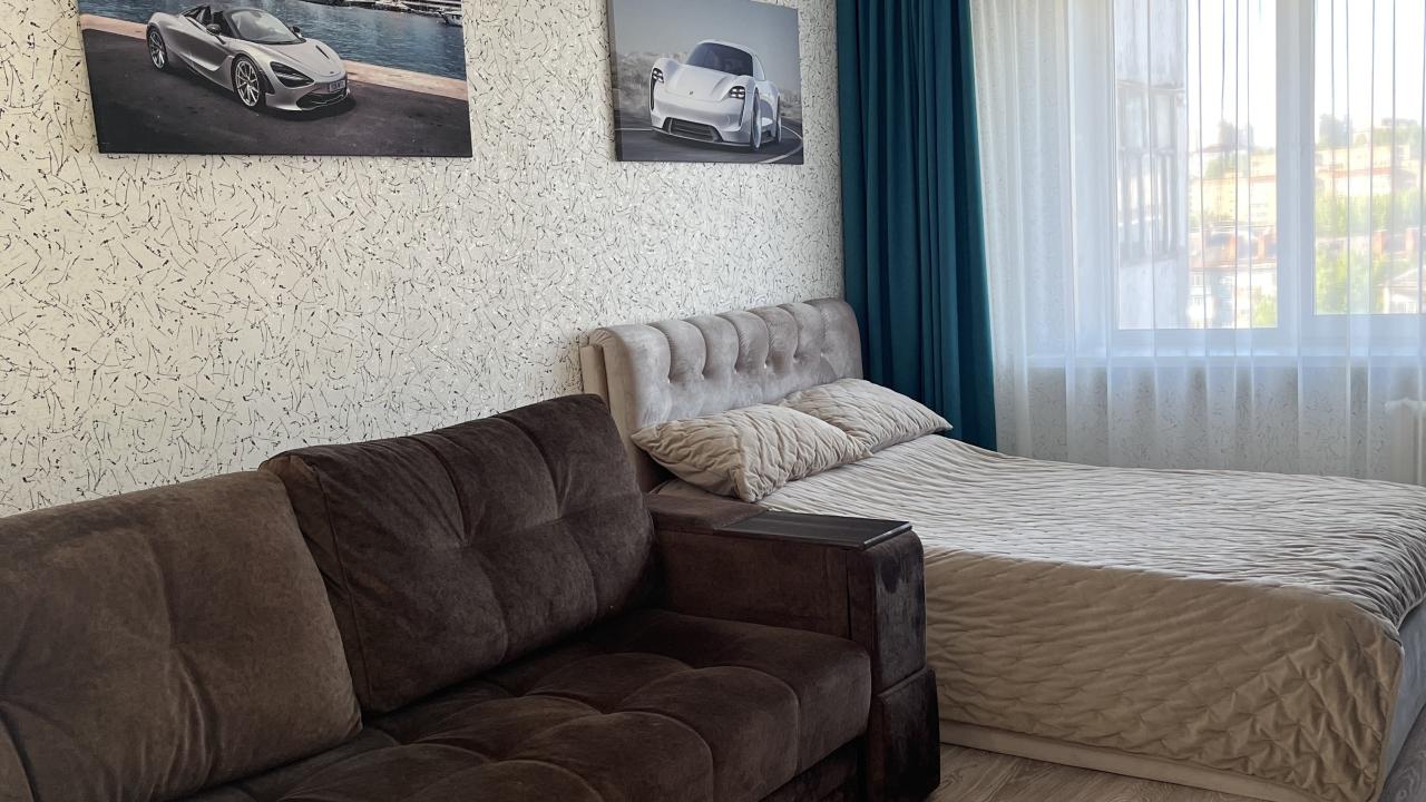 Real photos of Apartments on the Neftyanikov embankment 6