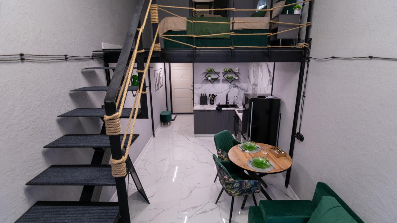 Реальные фото Hedonism Apartments at 34 Moskovskaya Street