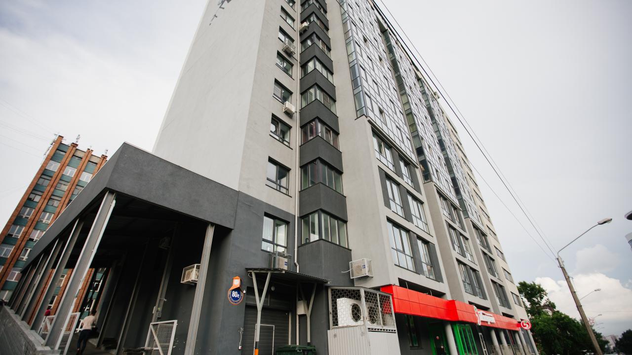 Real photos of Zhivitut on Komsomolsky Avenue 80E