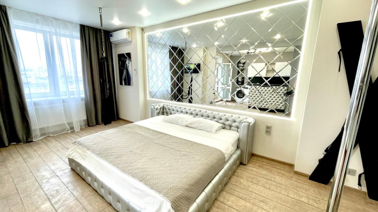 Real photos of Sweet Home on 15a Kholmogorov Street