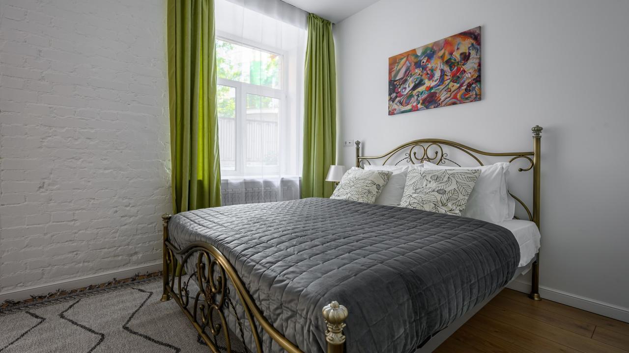 Real photos of Letyourflat on Bolshoy Zlatoustinsky Lane