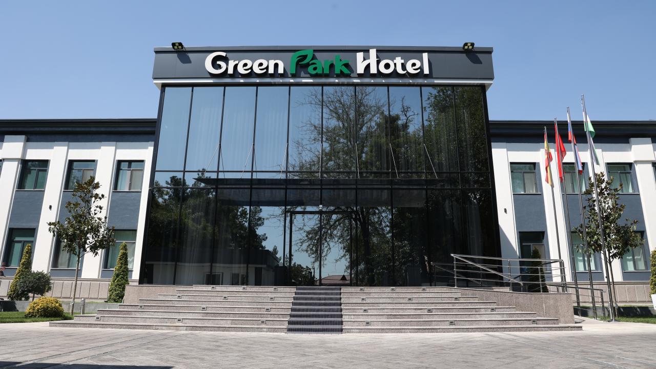Real photos of Green Park Hotel