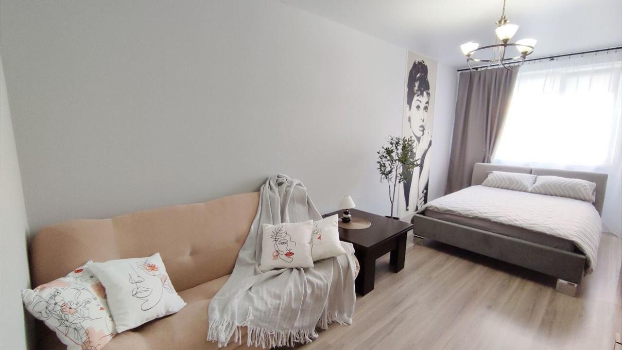 Real photos of Apartments on 22 Syzranova Street