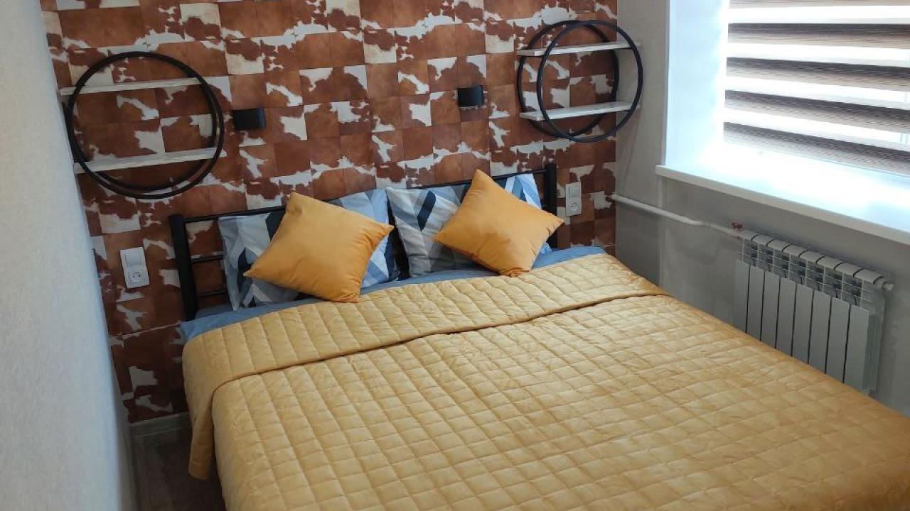 TroeSutokApart Комсомольская 50