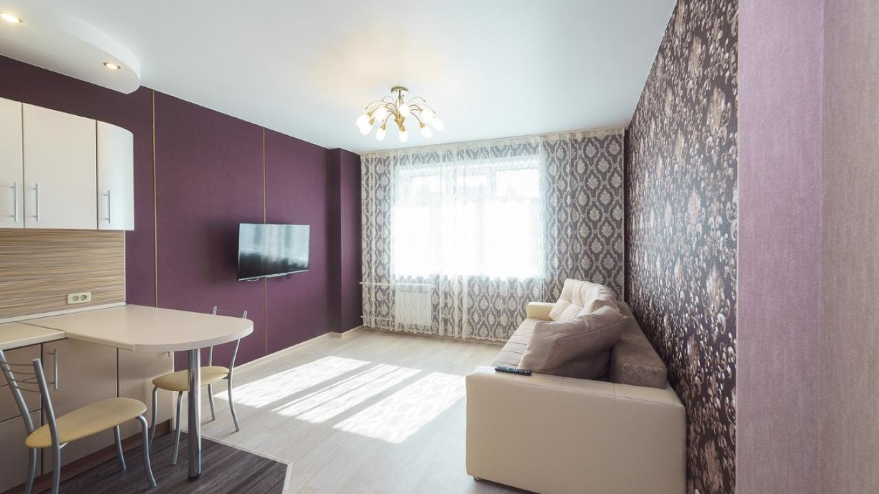 Real photos of Home Hotel on Shakhterov 74B