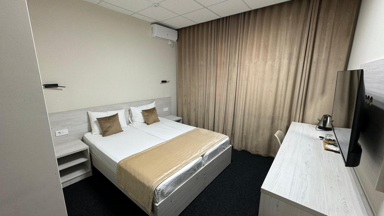 Real photos of Centre