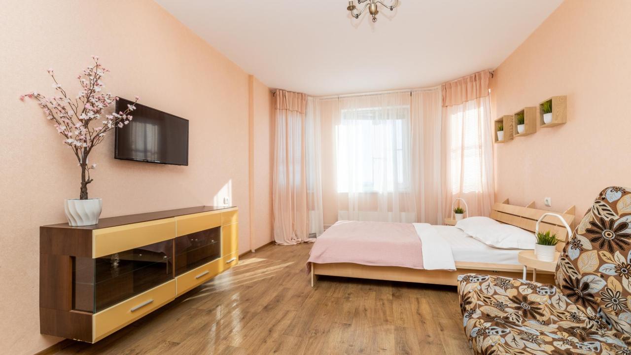 Реальные фото HomeHotel (ХоумОтель) на улице Карла Маркса 49