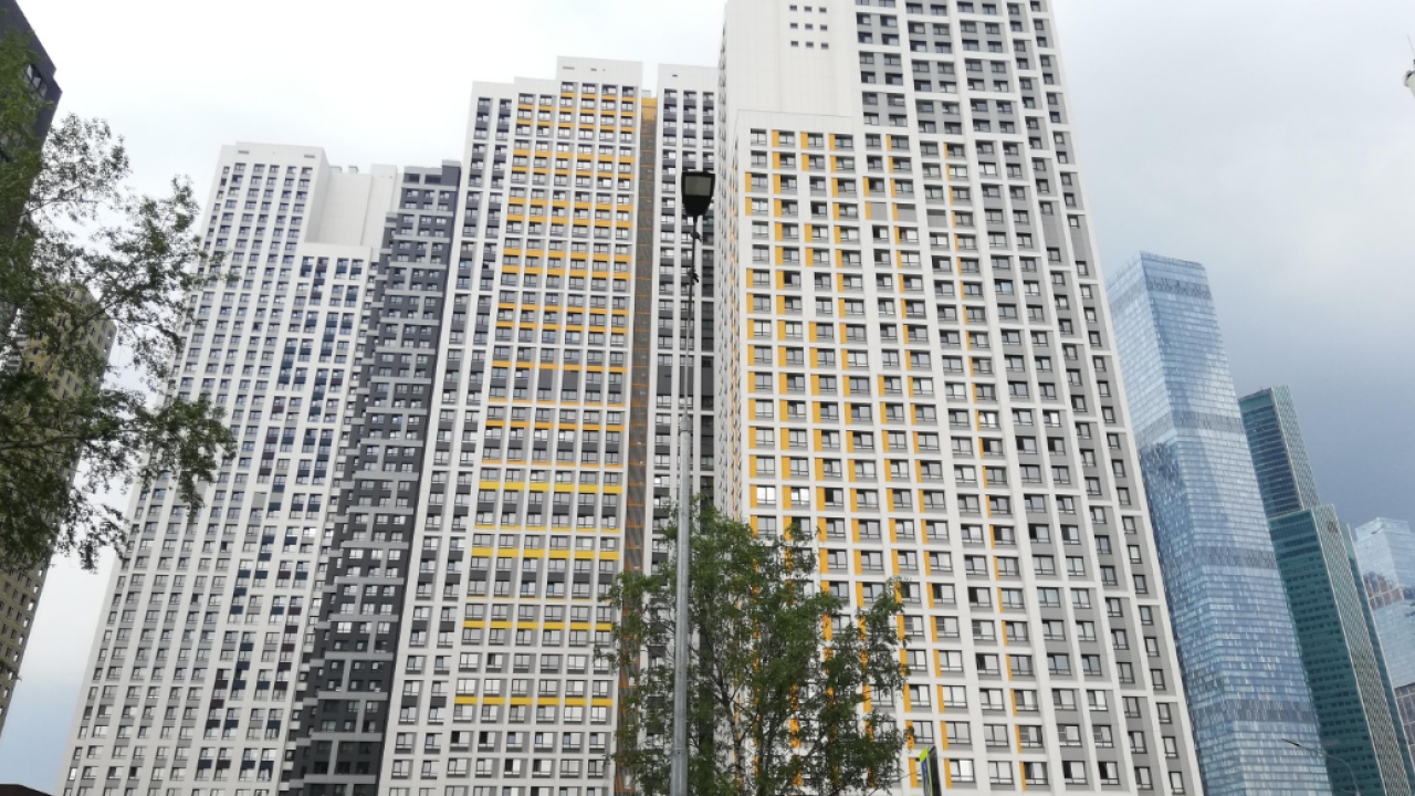 Real photos of Smart Host (Smart Host) on the Mukomolny roadway