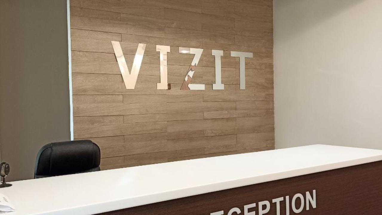 Real photos of Vizit