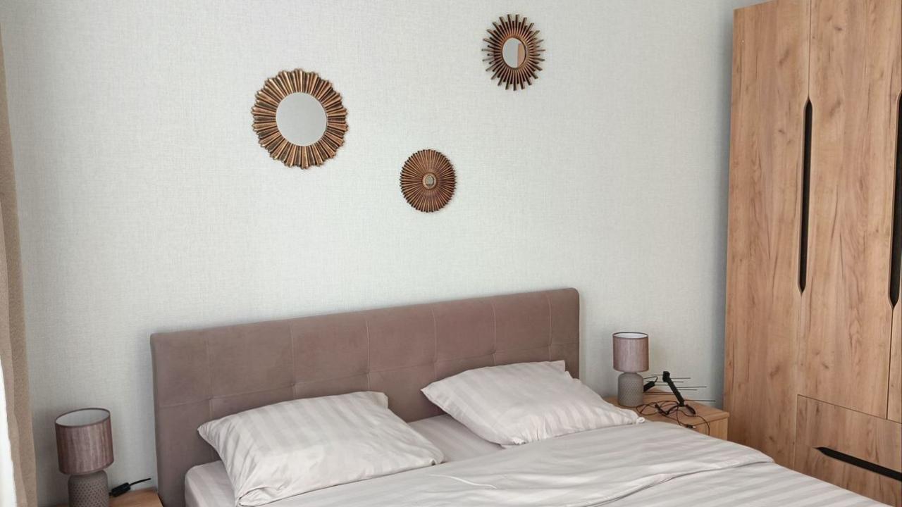 Real photos of Apartment Dennoch on 10 let Oktyabrya street 64A street k2