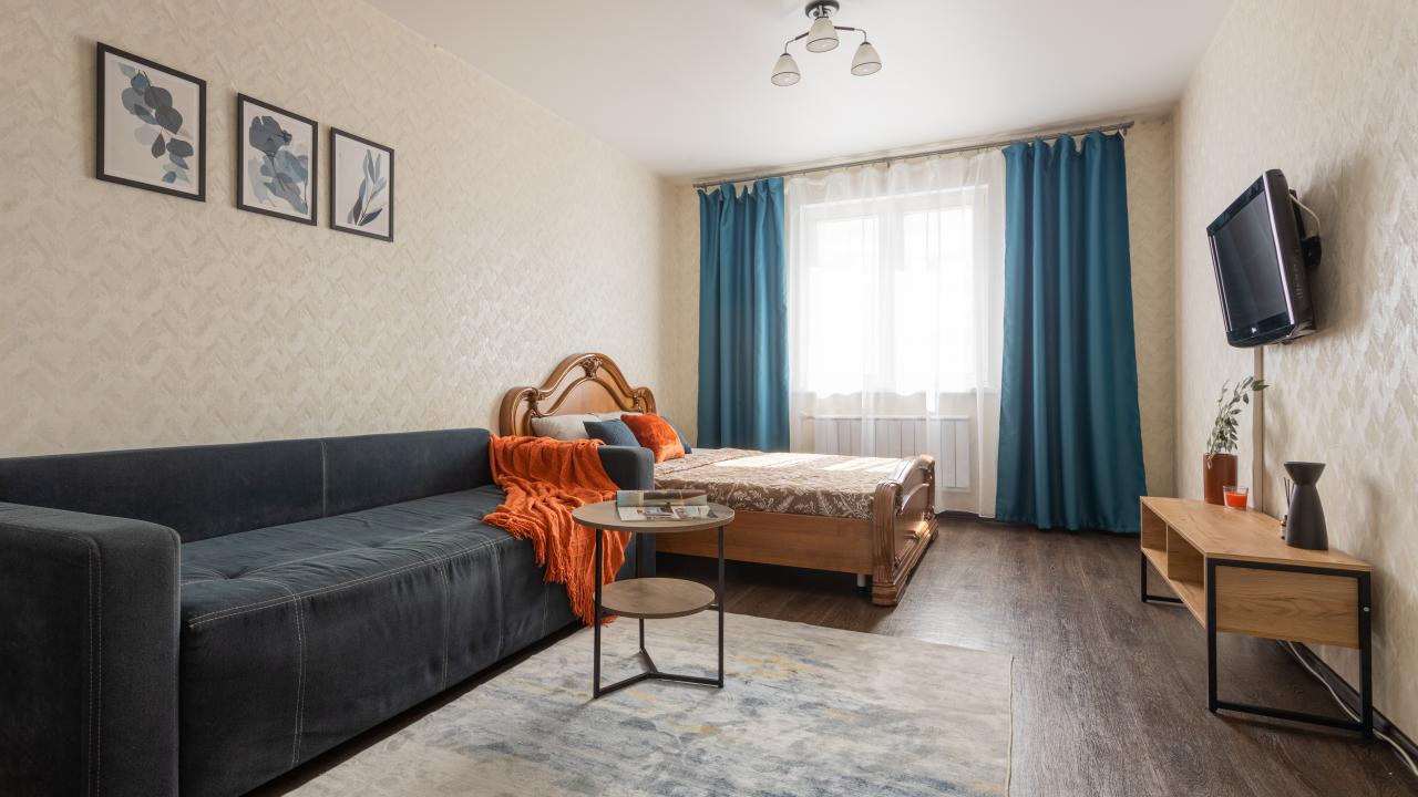 Real photos of Domino Apartment on Alekseeva street 48A
