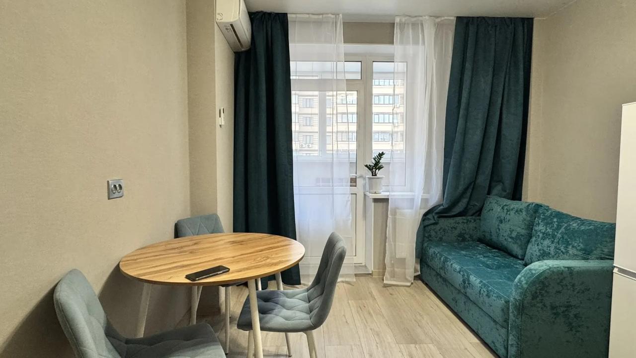 Real photos of Apartment on 26th Line 35/2 street_1