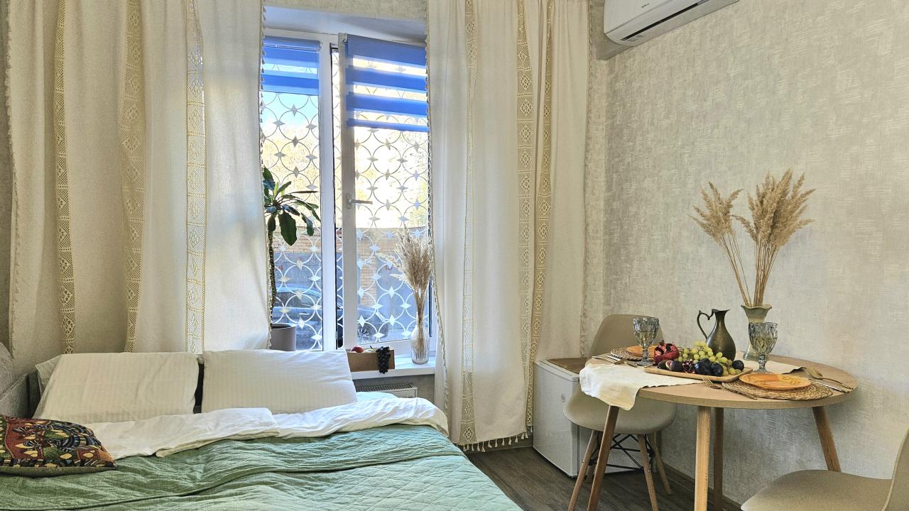 Real photos of Summer Studio